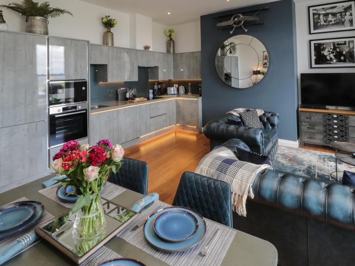 Apartament Sapphire Seas Whitby Zewnętrze zdjęcie