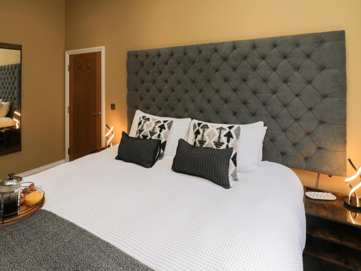 Apartament Sapphire Seas Whitby Zewnętrze zdjęcie