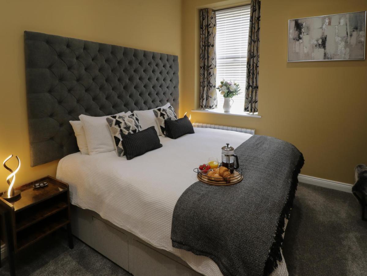 Apartament Sapphire Seas Whitby Zewnętrze zdjęcie