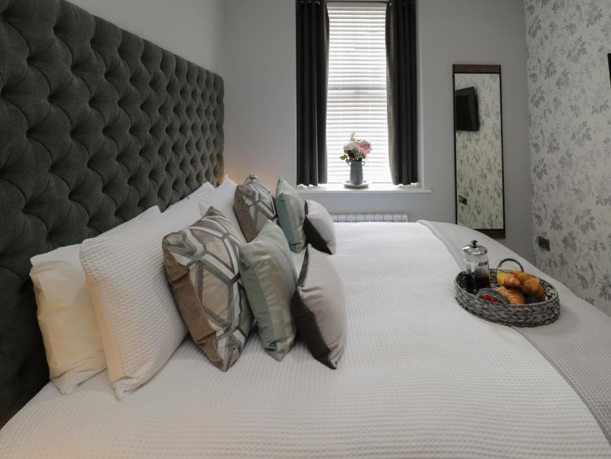 Apartament Sapphire Seas Whitby Zewnętrze zdjęcie