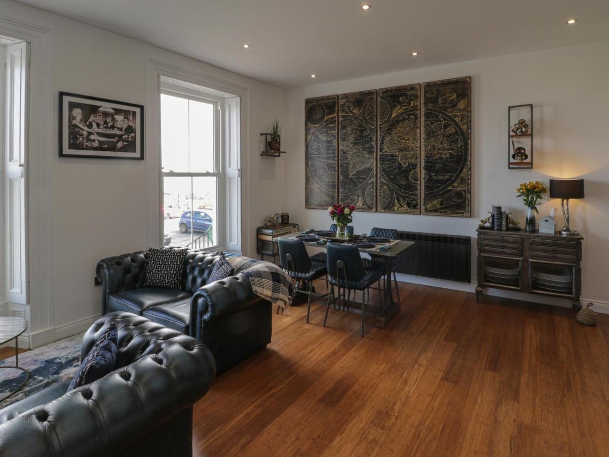 Apartament Sapphire Seas Whitby Zewnętrze zdjęcie